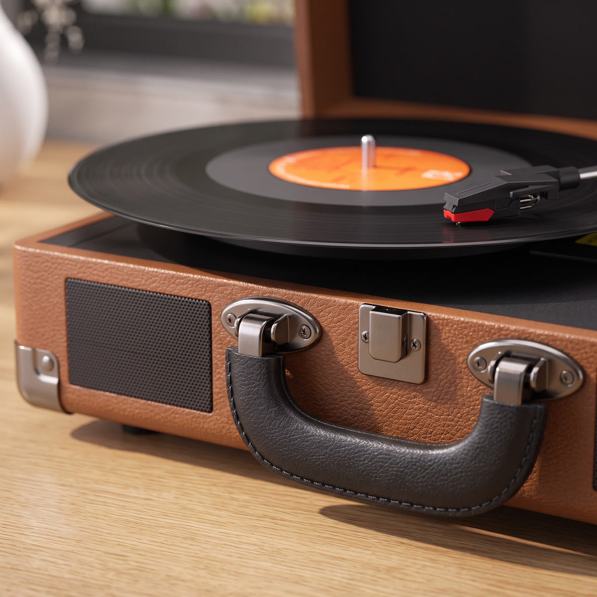 Handle, latch and speaker detail